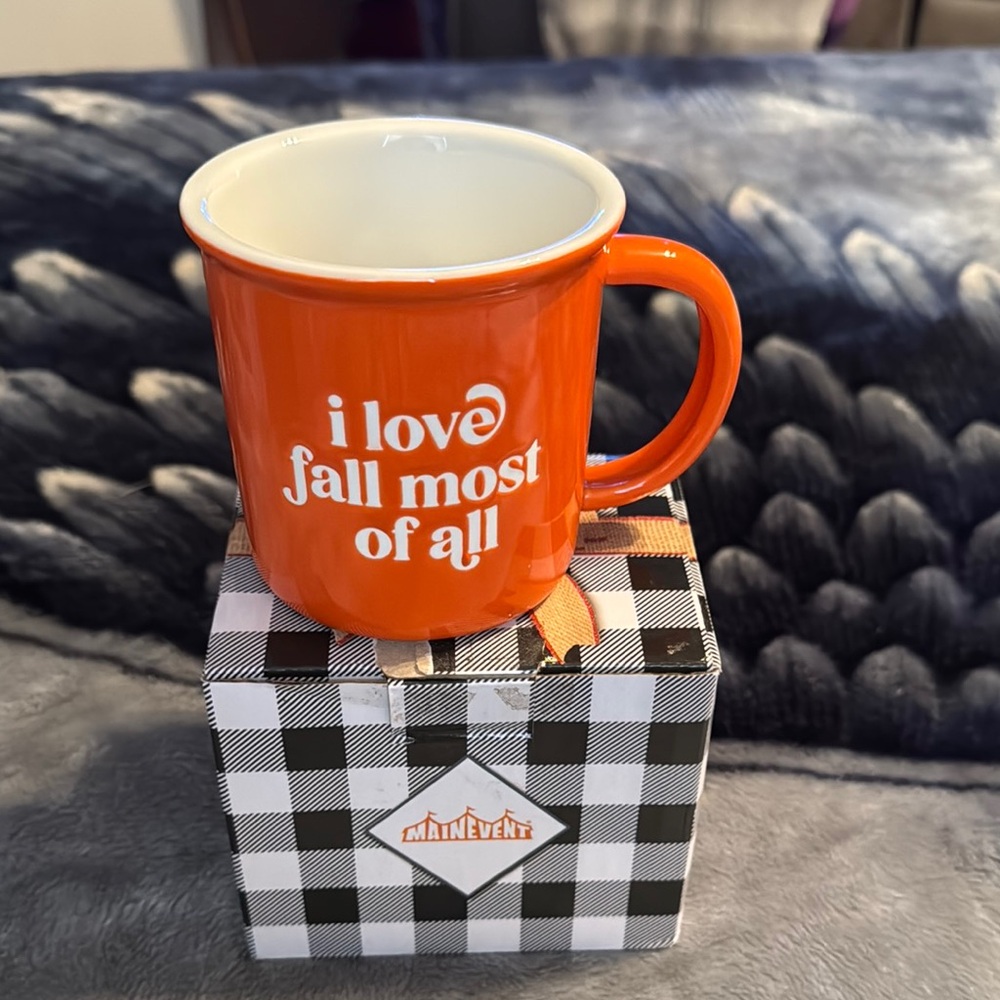 Vibrant Orange Ceramic Mug with White Interior for Dining NWT